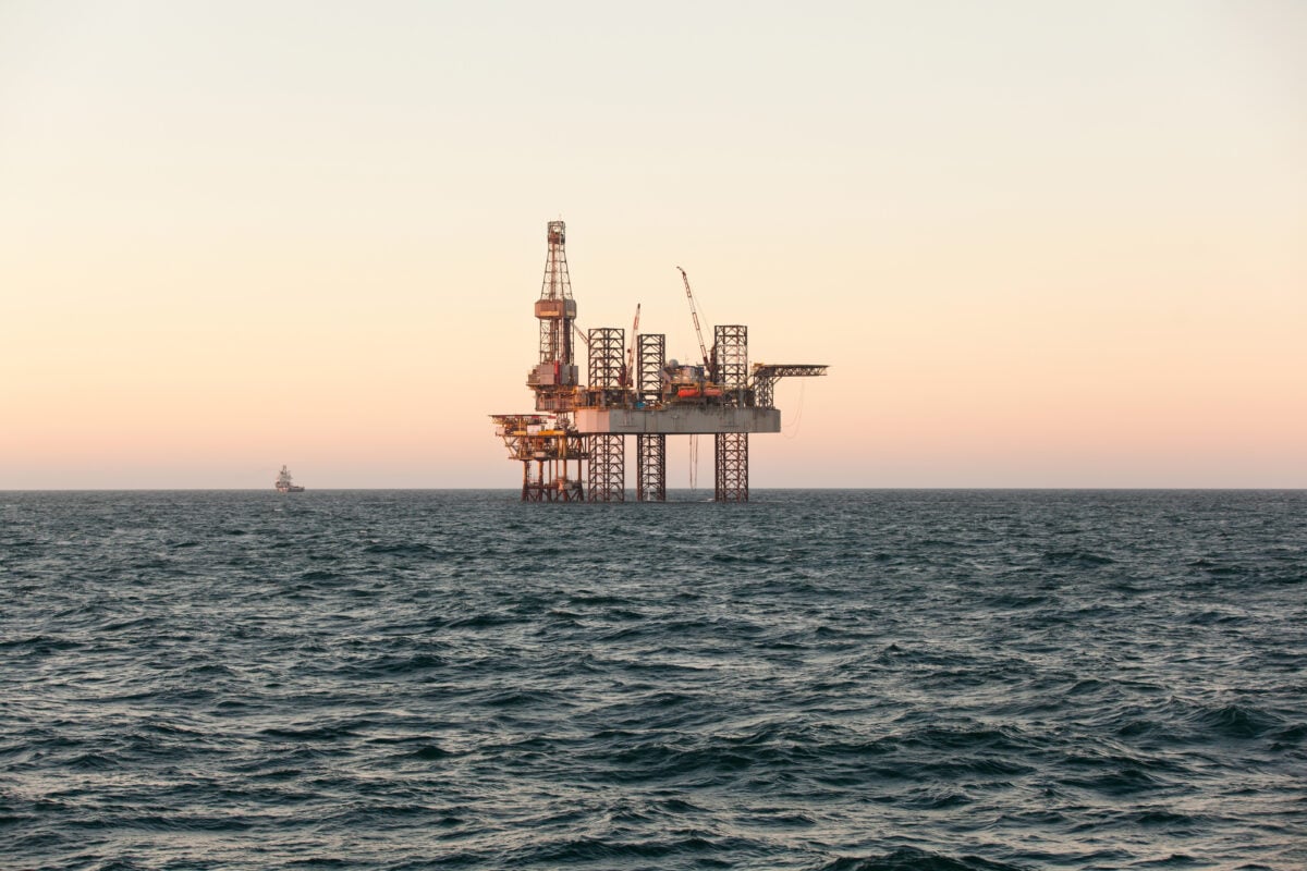 Η Chevron εισέρχεται στο Κυπαρισσιακό — νέα φάση για τους υδρογονάνθρακες