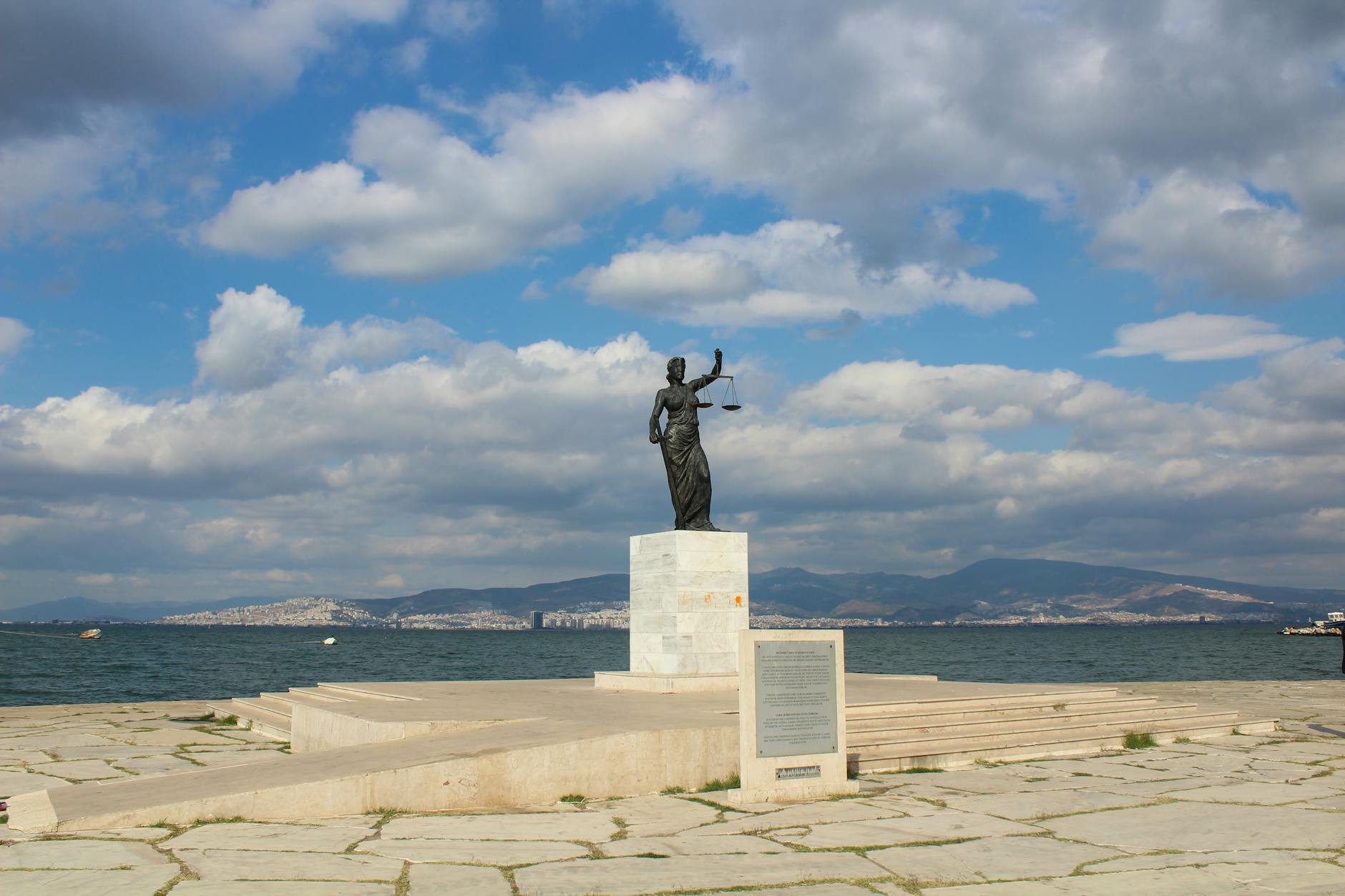 Η Ελλάδα εντείνει προετοιμασίες για το νομοσχέδιο της Γαλάζιας Πατρίδας