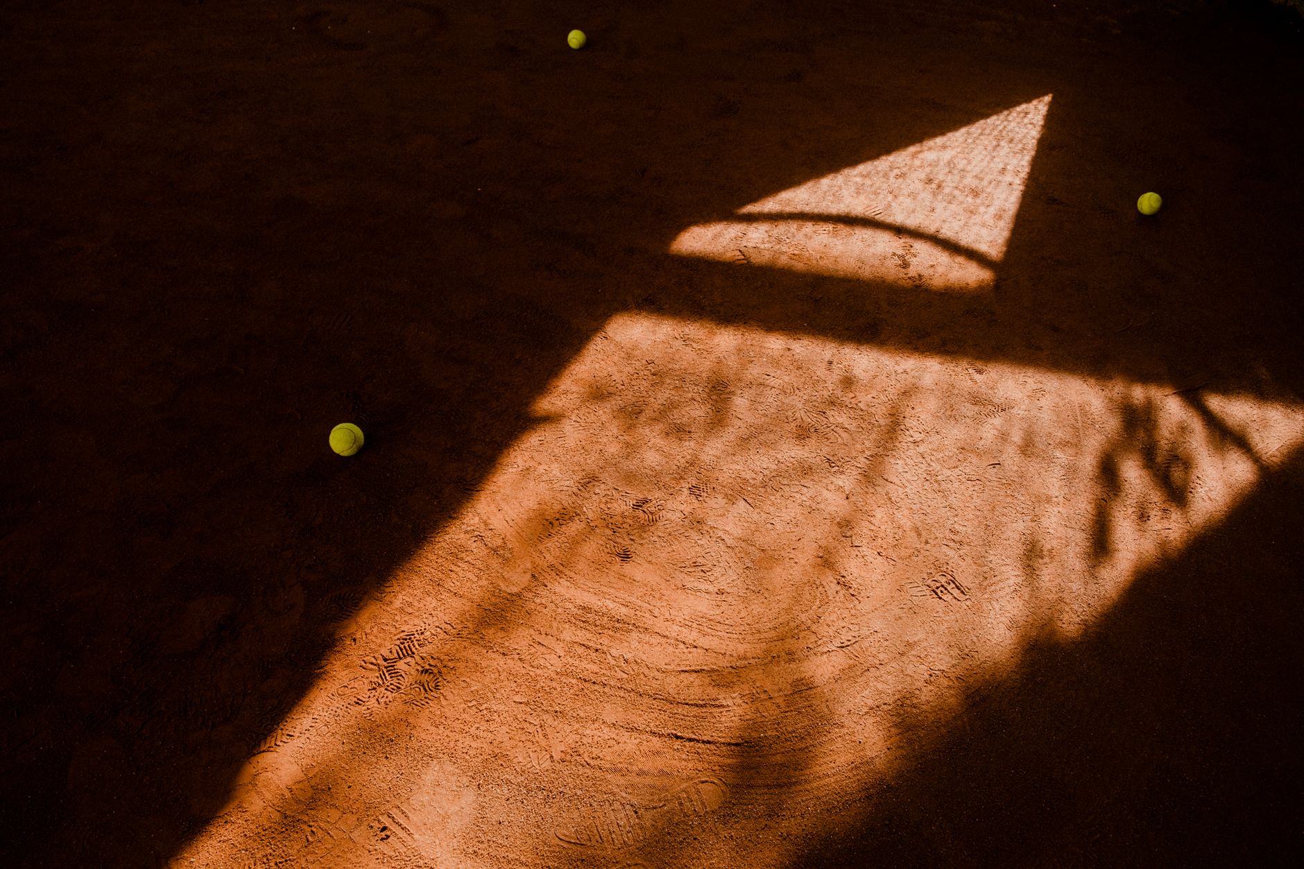 Η Σνάιντερ ανέτρεψε τη Σαμπαλένκα στο Roland Garros και πλησιάζει τον τελικό