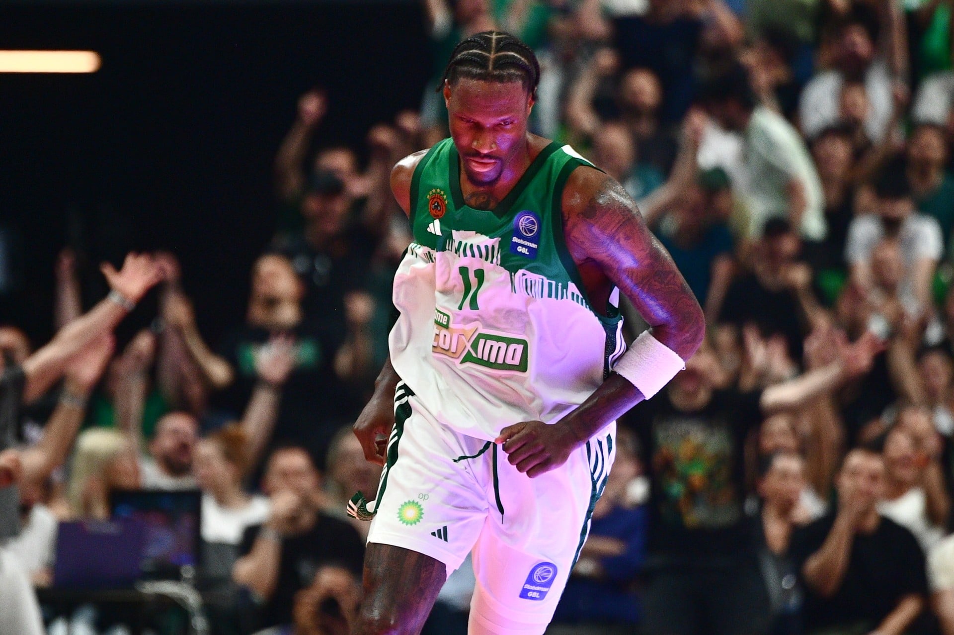 Ο Παναθηναϊκός ισοφάρισε σε 1-1 με νίκη 68-58 επί του Ολυμπιακού