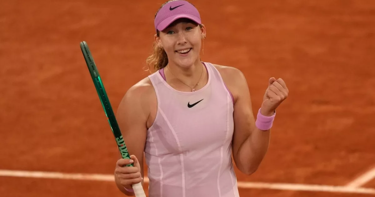 Η Αντρέεβα κατακτά τον πρώτο τίτλο Grand Slam με σαρωτική νίκη στο Παρίσι