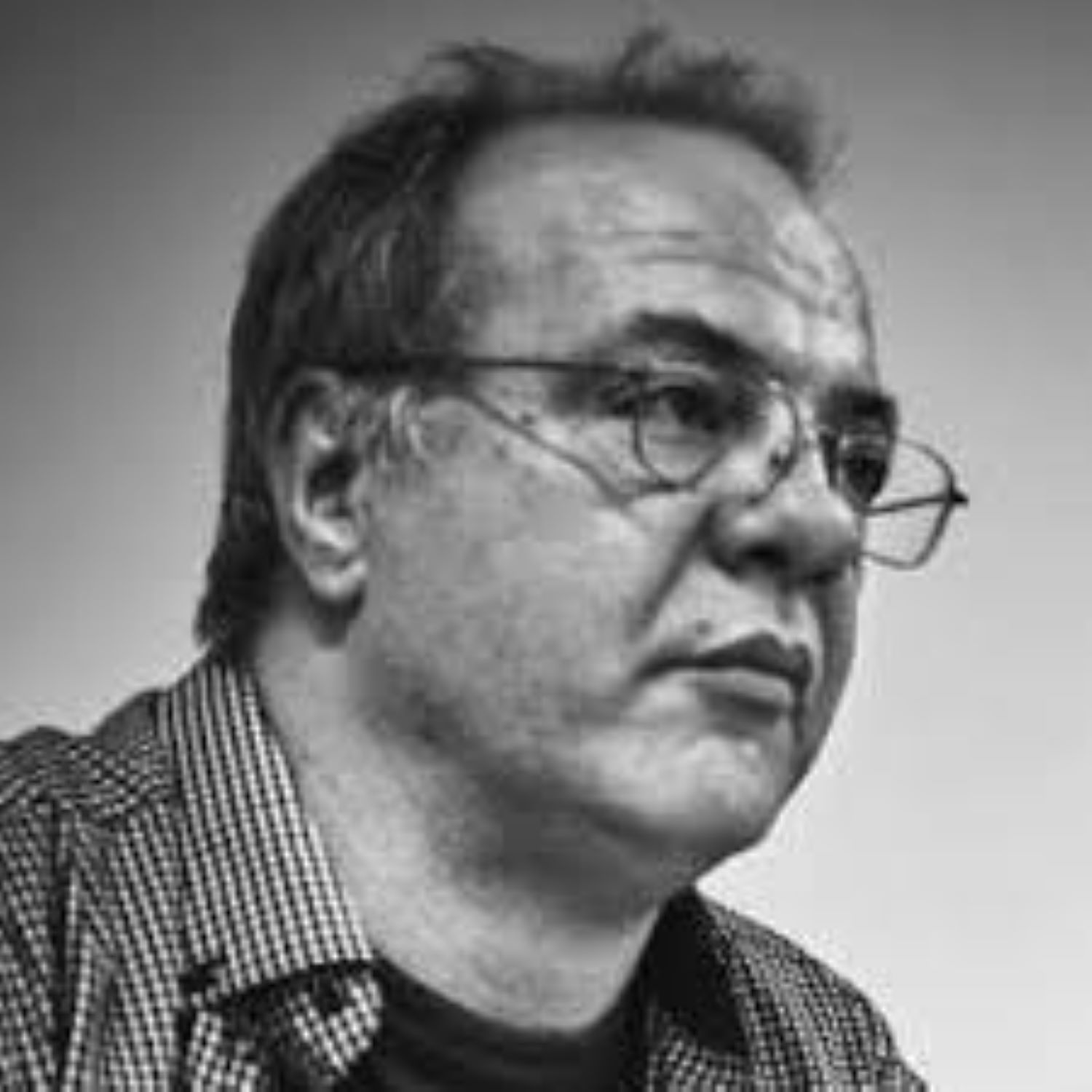 Νίκος Σερβετάς: Έφυγε ξαφνικά ο δημοσιογράφος σε ηλικία 66 ετών
