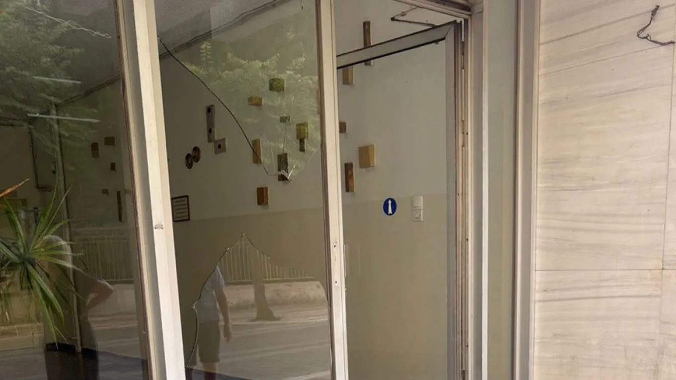 Αγρίνιο: Άγρια επίθεση συντρόφου σε γυναίκα, τραυματίστηκε στο κεφάλι