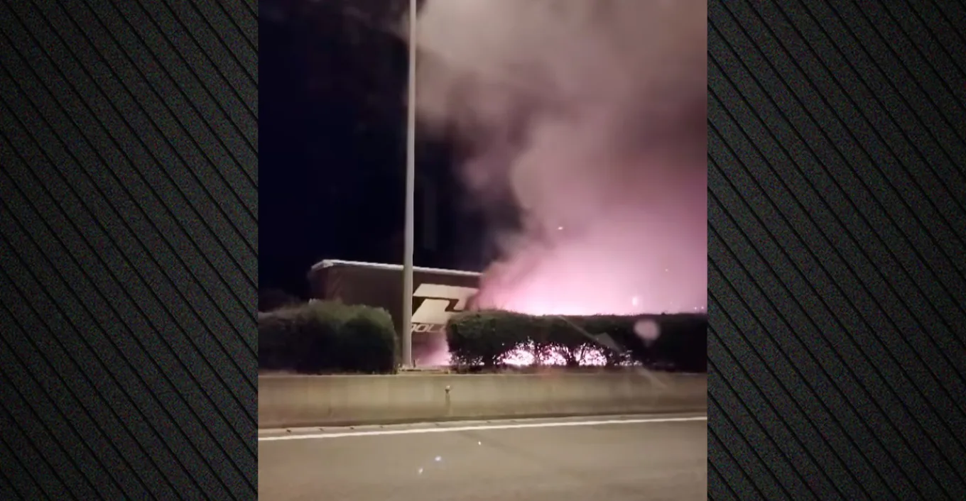 Πυρκαγιά σε νταλίκα με καρπούζια στην Ιόνια Οδό στο Μεσολόγγι