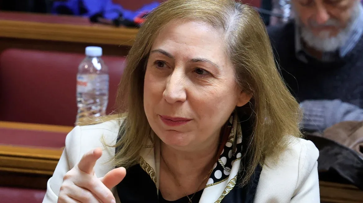 Ξενογιαννακοπούλου: Παραιτήθηκε από τον ΣΥΡΙΖΑ-ΠΣ με μήνυμα κατά Τσίπρα