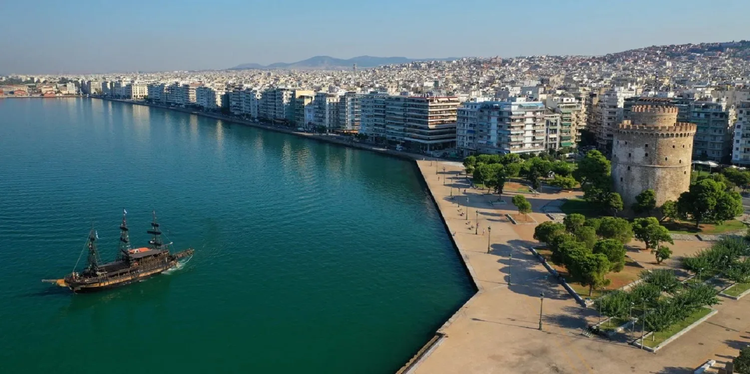 Θεσσαλονίκη: Νεκρός 39χρονος μετά από πτώση από 3ο όροφο