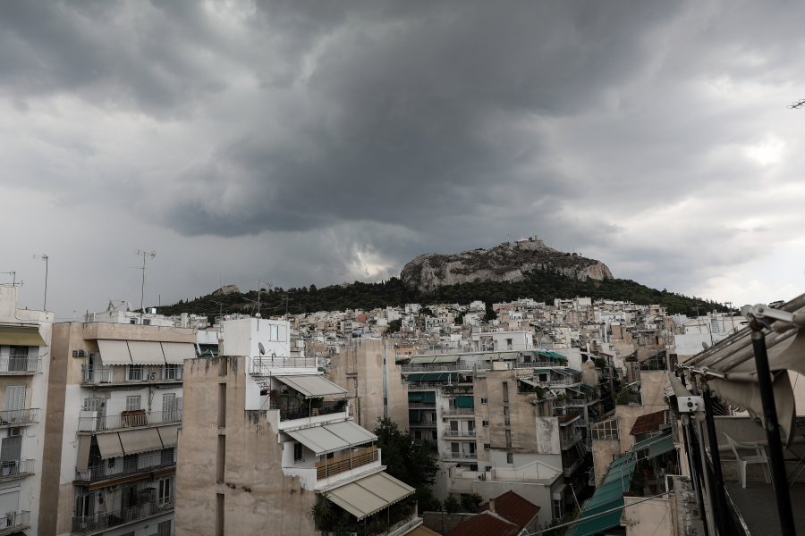 Καιρός: Καταιγίδες και χαλάζι σήμερα σε πολλές περιοχές