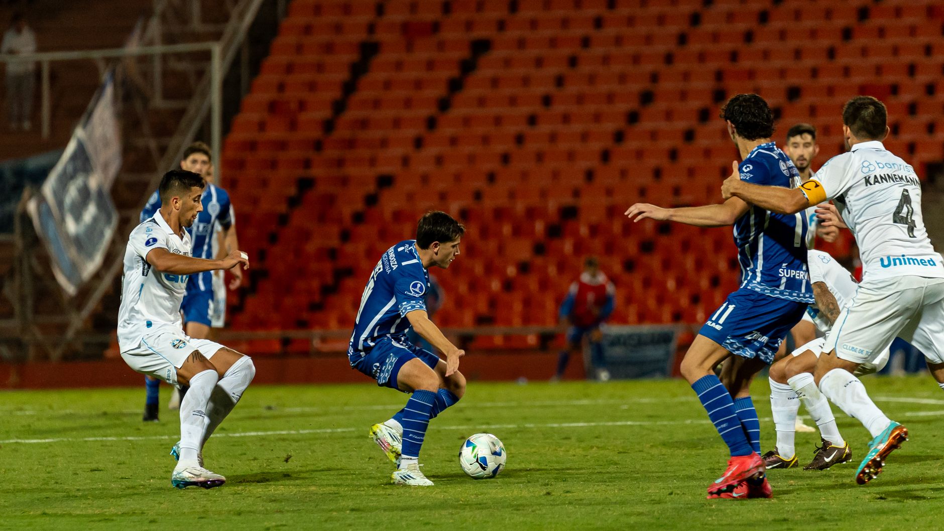 Η Αργεντινή νίκησε 3-1 την Ελβετία στην παράταση και προκρίθηκε στα ημιτελικά