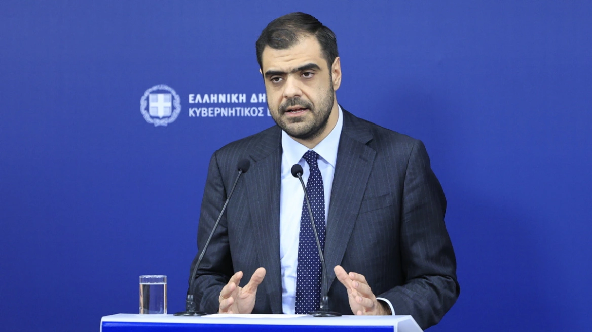 Μαρινάκης: Από 19.000 το 2015, στους 277 οι μετανάστες στη Λέσβο σήμερα