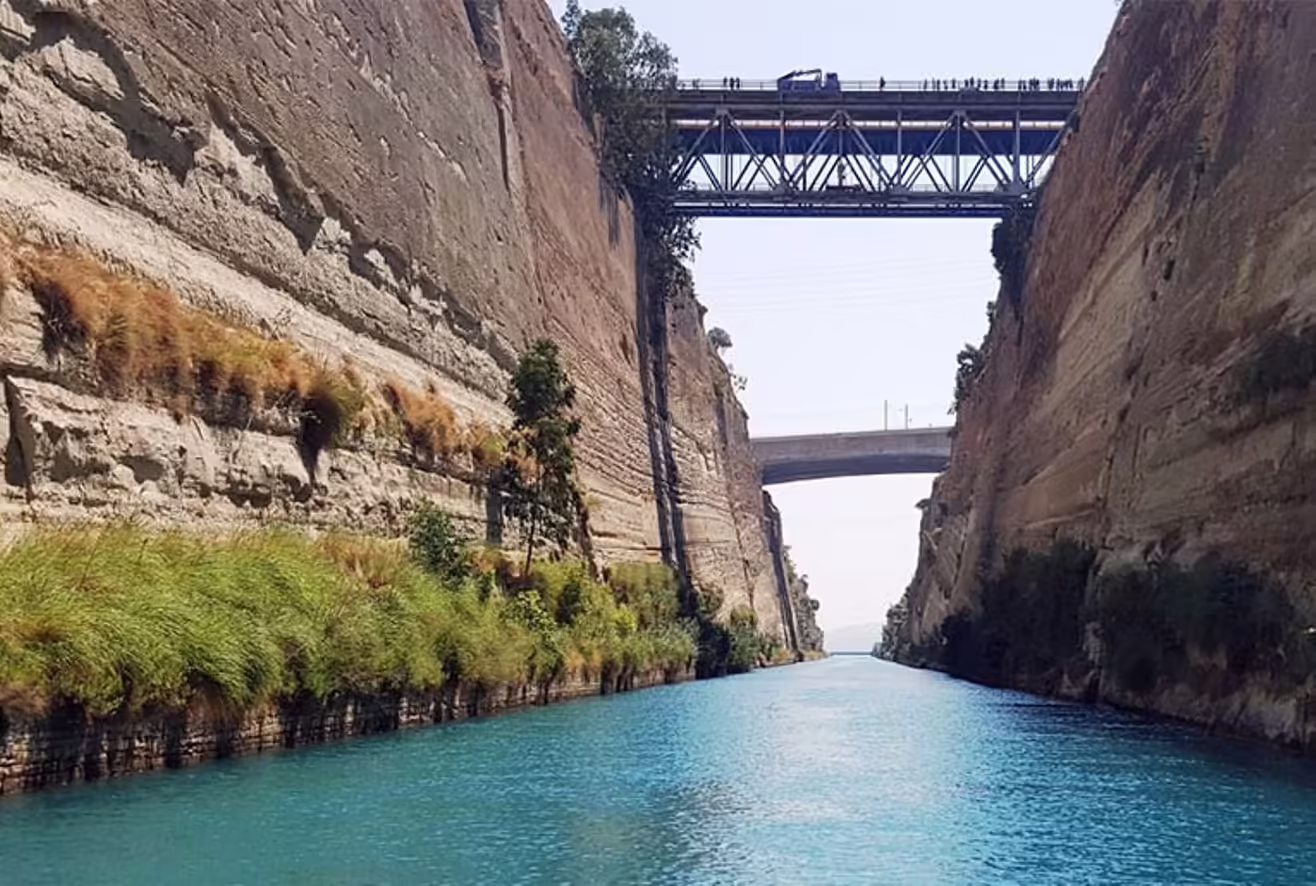Εντοπίστηκε σορός γυναίκας στον Ισθμό της Κορίνθου