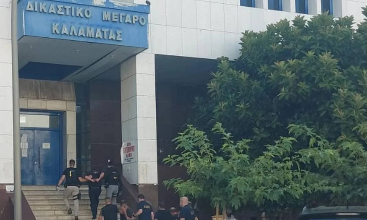 Μεσσηνία: Στον ανακριτή τρεις συλληφθέντες για εμπρησμούς