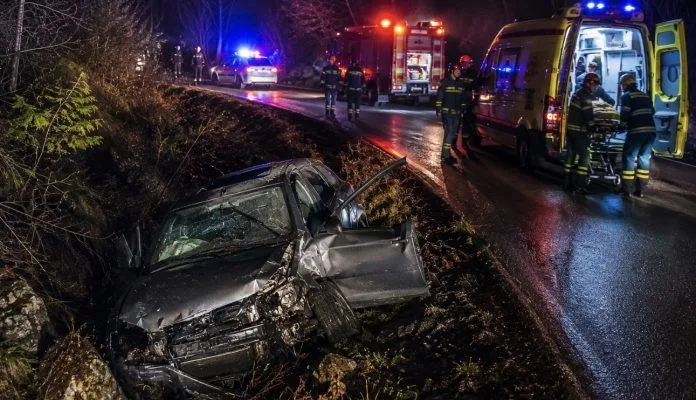 Δύο νεκροί και ένας τραυματίας σε τροχαίο στον Κονιακό Δωρίδας