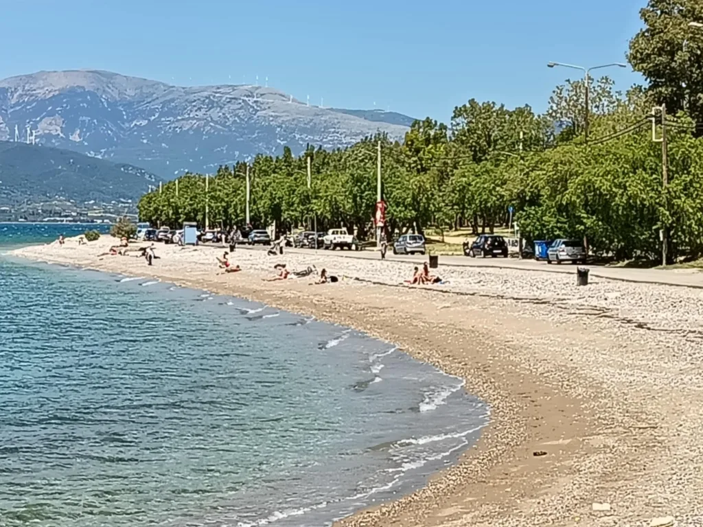 Καιρός: Άνοδος στους 39 βαθμούς, αφρικανική σκόνη και ισχυροί άνεμοι