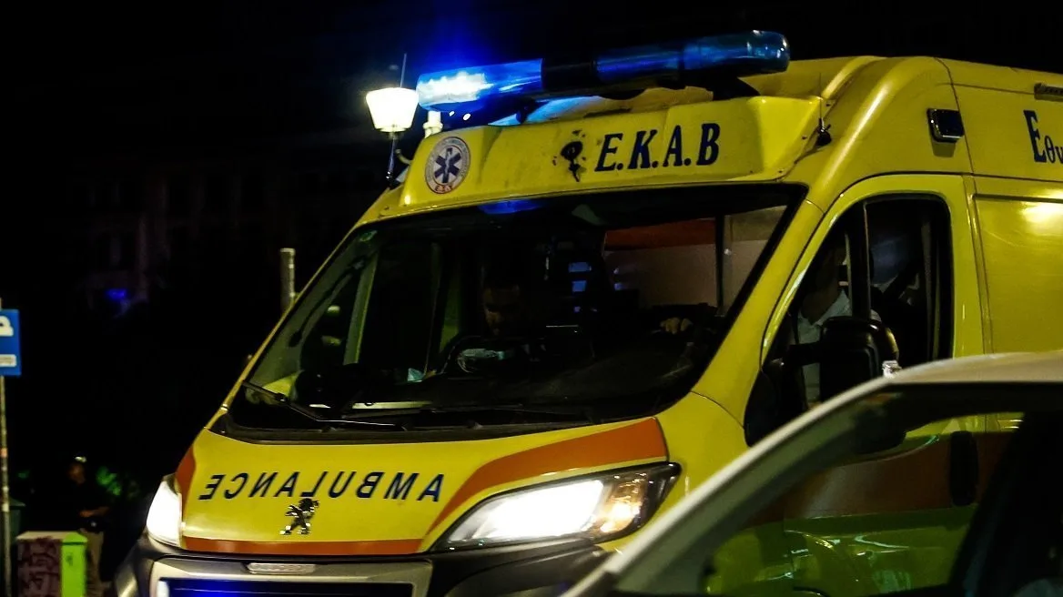 Λαμία: 17χρονος μαθητής κατέρρευσε και πέθανε σε πλατεία