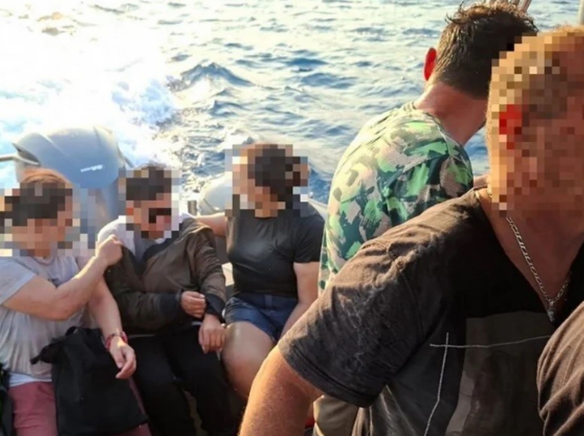 Ρέθυμνο: Επιχείρηση απεγκλωβισμού πολιτών από θαλάσσης στον Άγιο Παύλο λόγω πυρκαγιάς