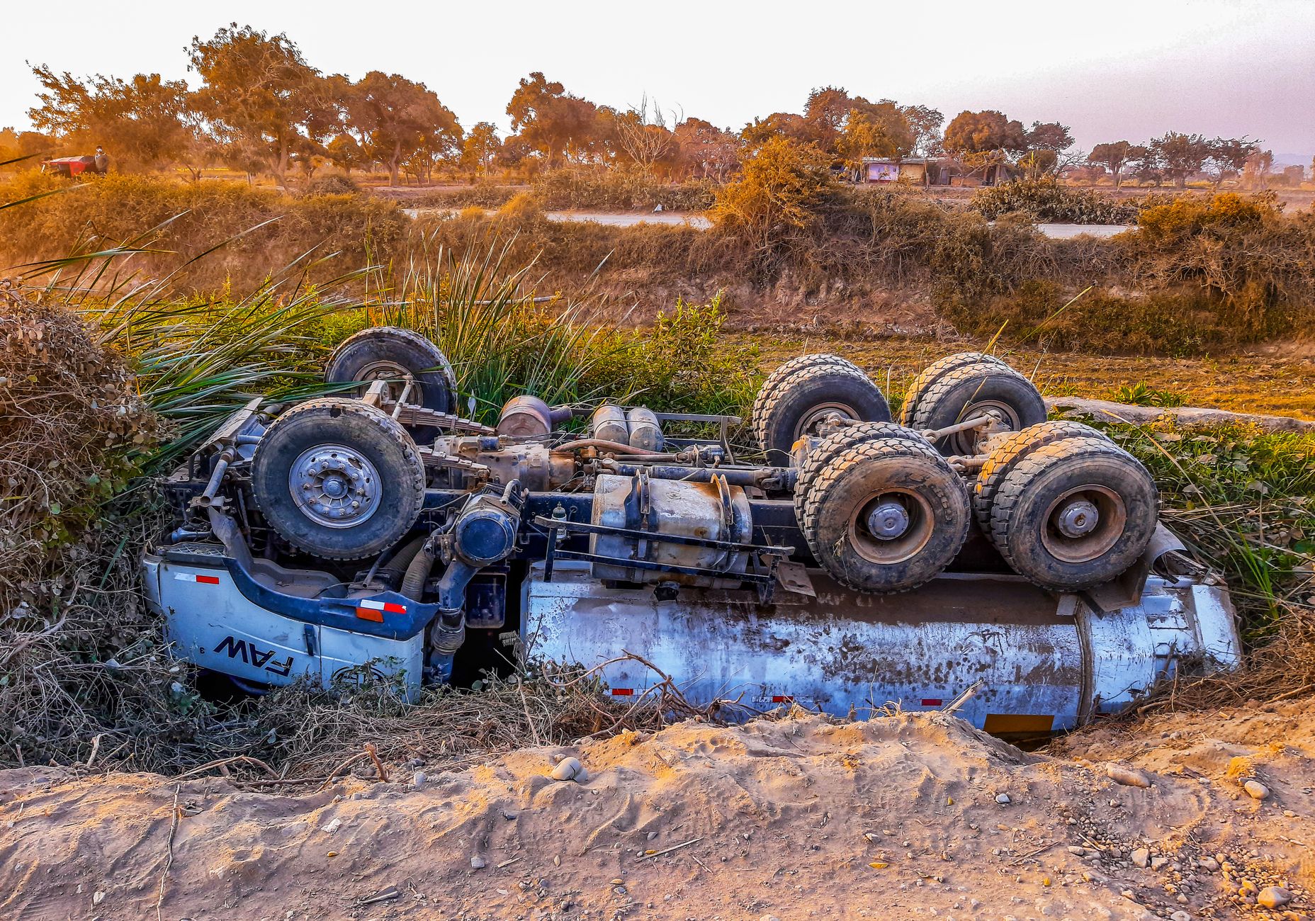 Θανατηφόρο τροχαίο στον δρόμο προς Θεσσαλονίκη: Φορτηγό πέρασε στο αντίθετο ρεύμα
