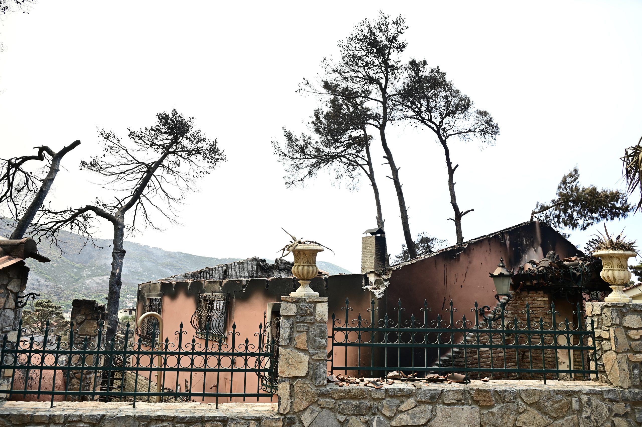 Πόρτο Γερμενό: Πάνω από 100 σπίτια υπέστησαν ζημιές — πότε ξεκινούν οι αποζημιώσεις