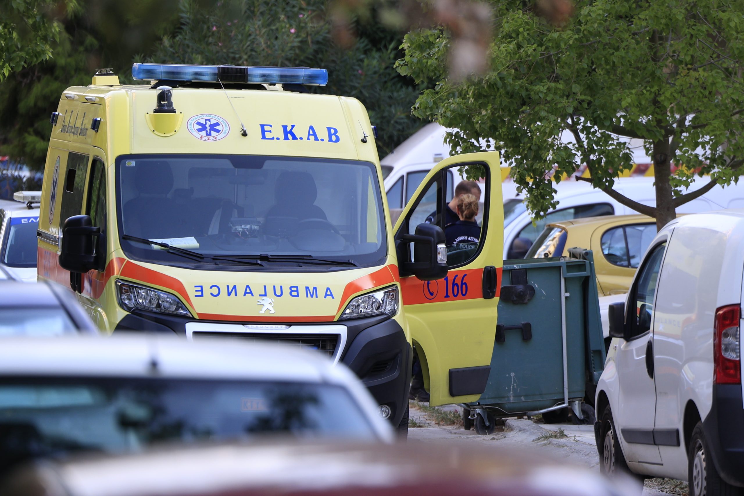 Νέα Σμύρνη: Γυναικοκτονία και αυτοκτονία άνδρα σε διαμέρισμα