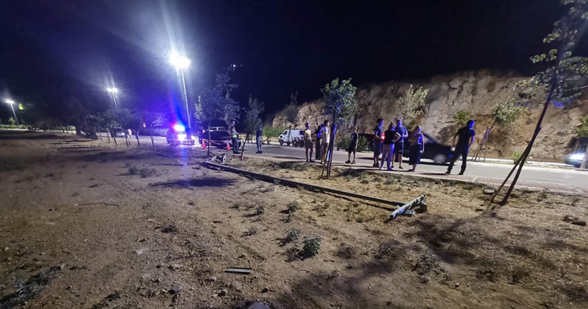 Φυλή: Νεκρή 17χρονη σε τροχαίο – Προσέκρουσε σε κολώνα το αυτοκίνητο