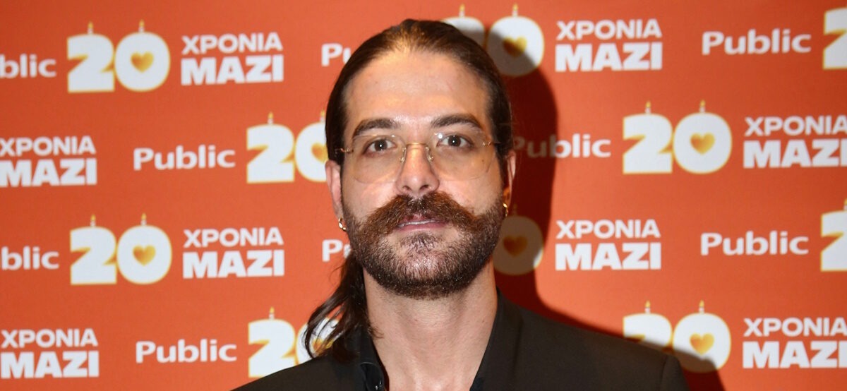 Συνελήφθη ο Άρης Μουγκοπέτρος στο κέντρο της Αθήνας για οδήγηση υπό την επήρεια αλκοόλ