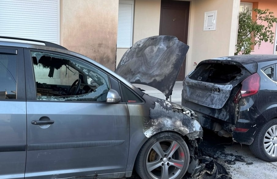 Πάτρα: Εμπρησμός σε πιλοτή στο Ψαροφάι — έρευνες για τον εντοπισμό υπόπτου