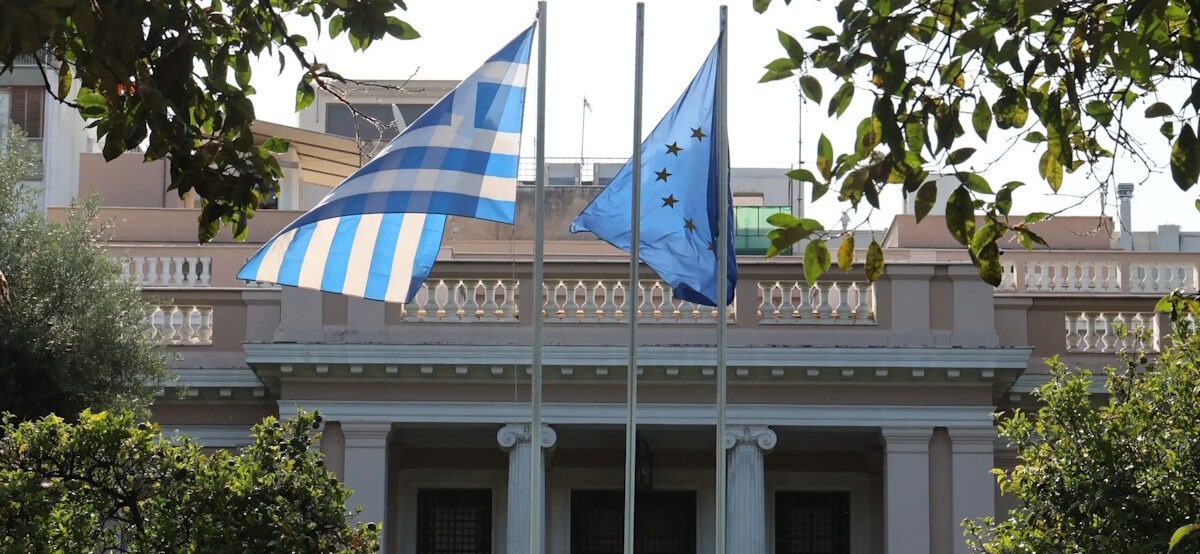 Ενεργειακή ακρίβεια: Στο τραπέζι αύξηση επιδόματος θέρμανσης και επιδότηση βενζίνης