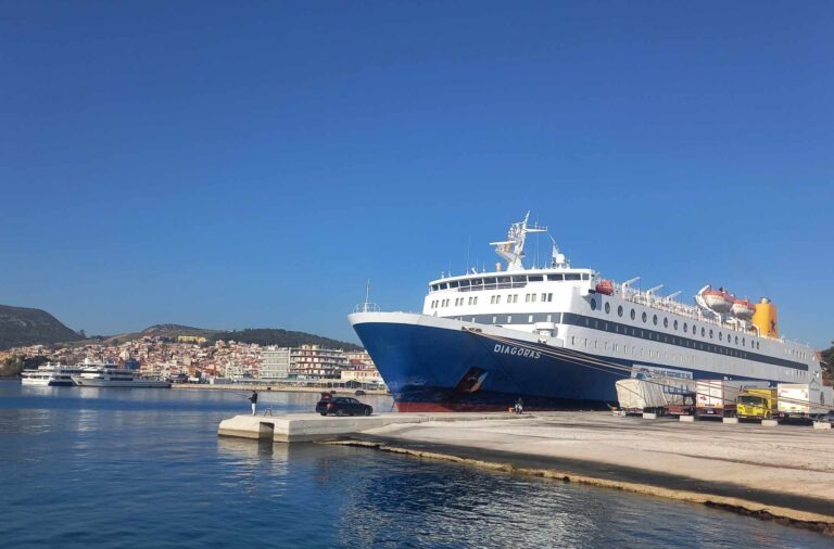 Μεταφορικό Ισοδύναμο: Σχέδιο για ταχύτερες πληρωμές — τι ανακοίνωσε ο Στέφανος Γκίκας
