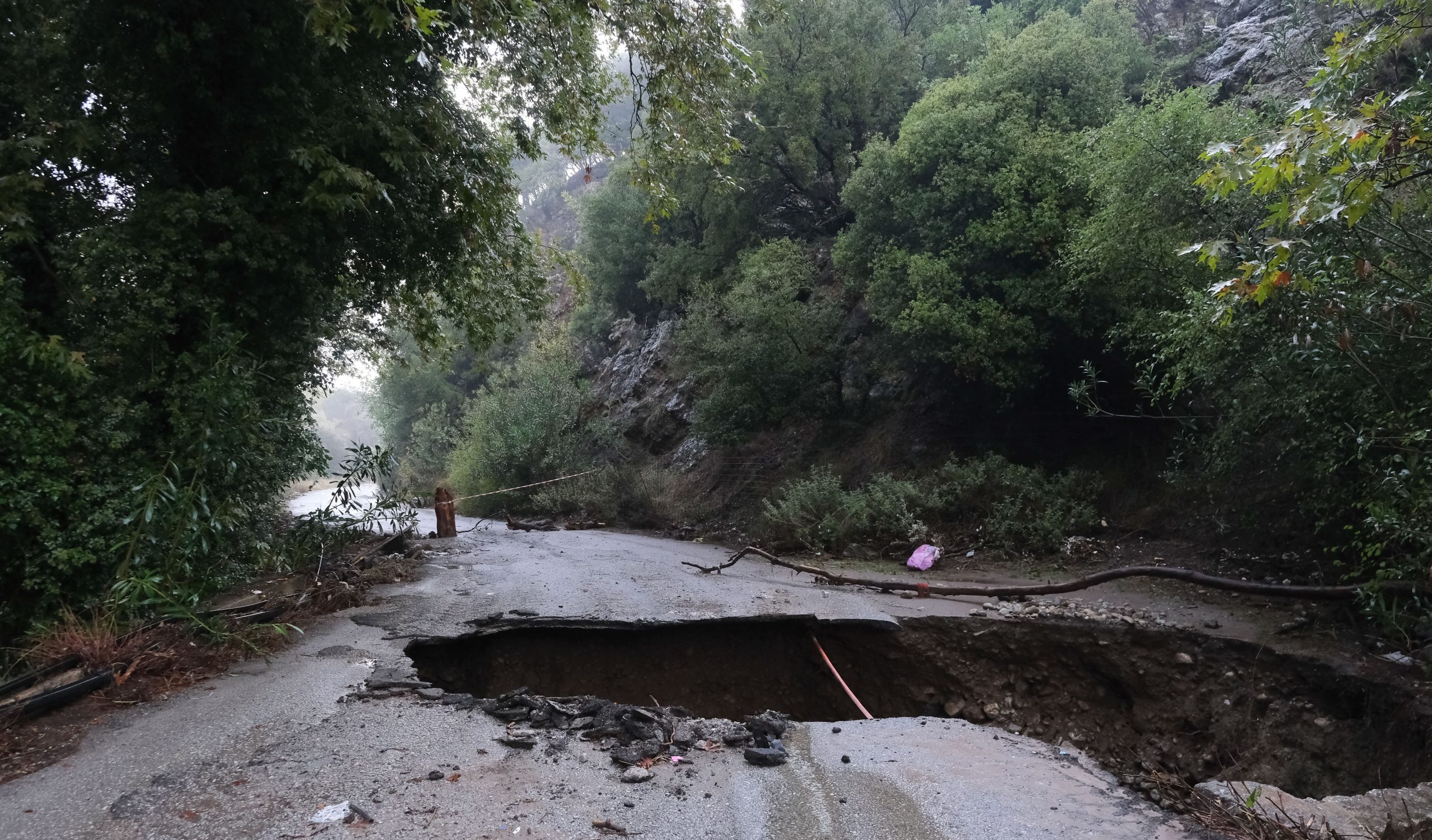 Κακοκαιρία στην Κρήτη: Σε επιφυλακή οι αρχές για τον κίνδυνο νέων πλημμυρών