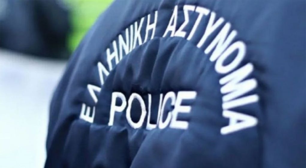 Εξάρχεια: Διπλή επίθεση με μολότοφ και γκαζάκια κατά των ΜΑΤ — χωρίς τραυματισμούς