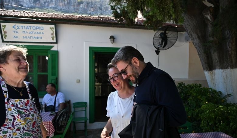 Στο Καστελλόριζο και τη Ρω ο Νίκος Ανδρουλάκης — οι επαφές με τις τοπικές αρχές