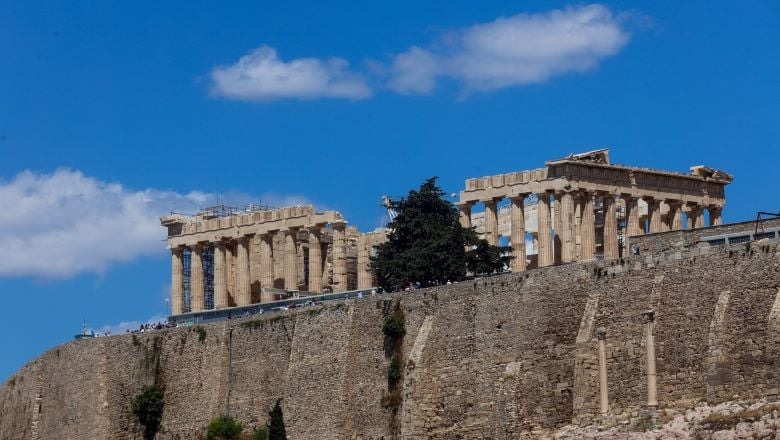 82 χρόνια από την απελευθέρωση της Αθήνας: Η έπαρση της σημαίας στην Ακρόπολη