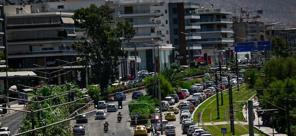Προβλήματα στην Ποσειδώνος: Συσσώρευση υδάτων σε Αμφιθέα και Άγιο Κοσμά